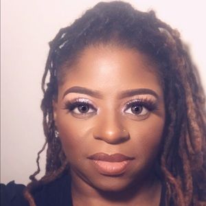 Meet your Posher, Monet